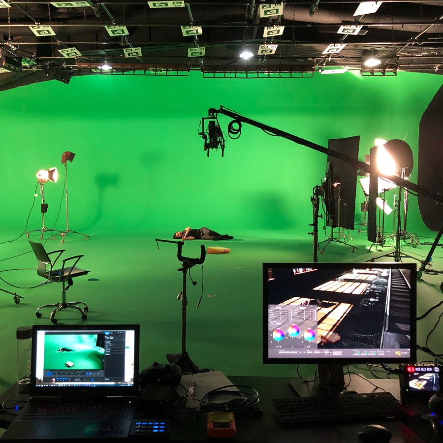 Green Screen with cameras and lighting
